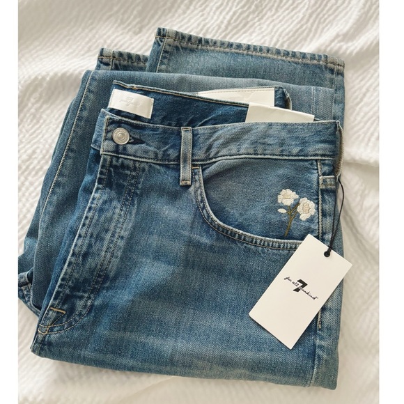 7 for all Mankind Easy Straight Leg Embroidered Floral Jeans - Picture 1 of 11